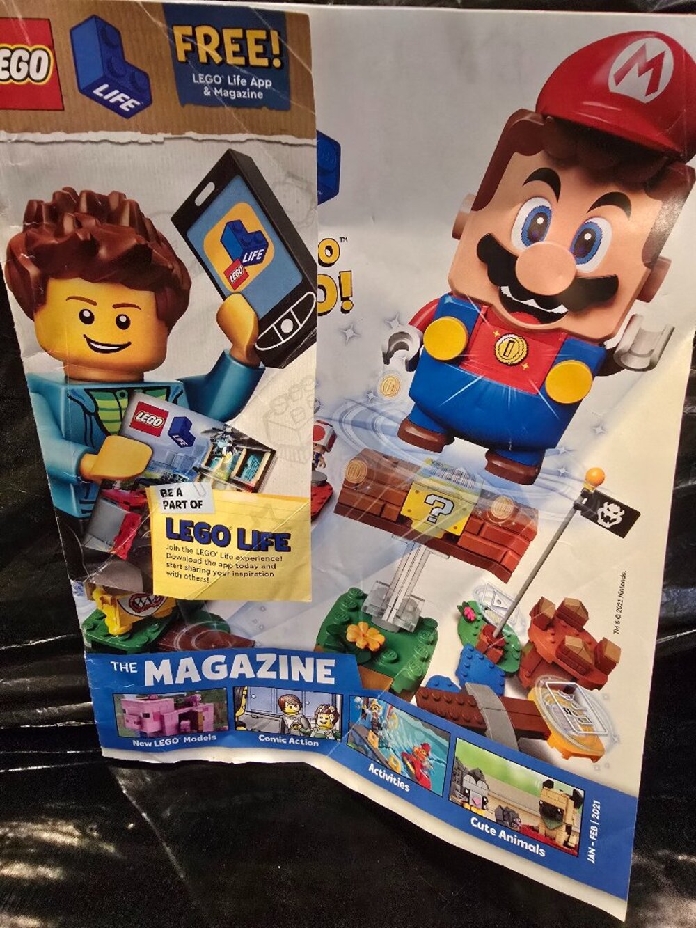 Lego Super Mario "Here We Go" Limited Edition Activity Book Issue #1 2021